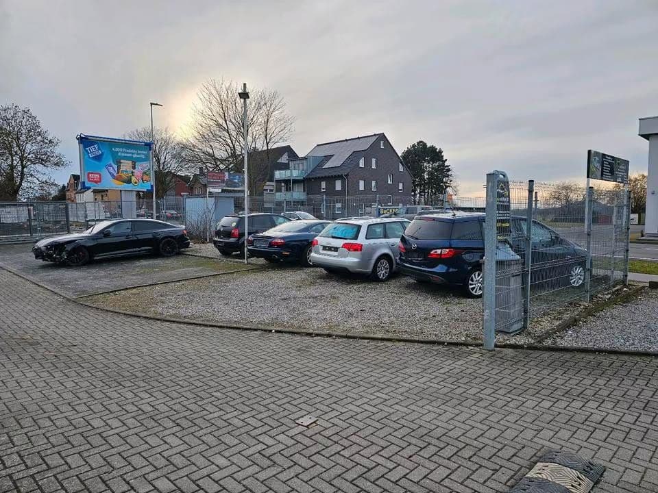 Prenájom garáže 560 m², Linnnicherstr 88, Alsdorf, Severné Porýnie - Westfálsko Prenájom garáže 560 m², Linnnicherstr 88, Alsdorf, Severné Porýnie - Westfálsko