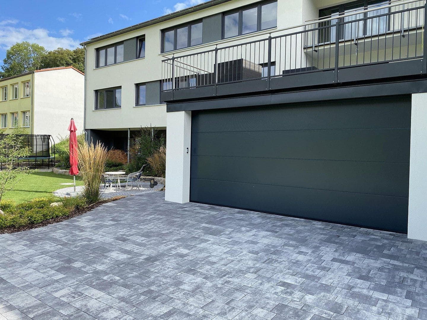 Prenájom bytu 6-izbový 304 m², Badstr. 131, Egloffstein, Bavorsko Prenájom bytu 6-izbový 304 m², Badstr. 131, Egloffstein, Bavorsko