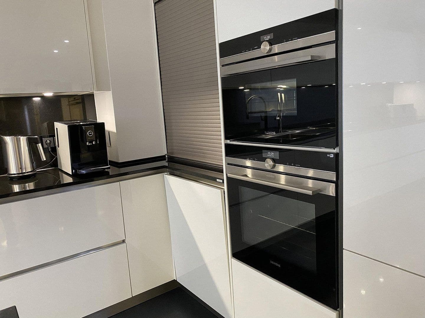 Prenájom bytu 6-izbový 304 m², Badstr. 131, Egloffstein, Bavorsko Prenájom bytu 6-izbový 304 m², Badstr. 131, Egloffstein, Bavorsko