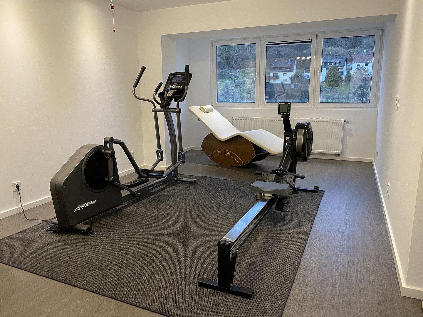 Prenájom bytu 6-izbový 304 m², Badstr. 131, Egloffstein, Bavorsko Prenájom bytu 6-izbový 304 m², Badstr. 131, Egloffstein, Bavorsko