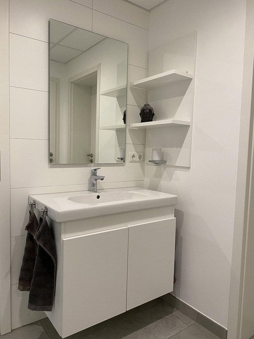 Prenájom bytu 6-izbový 304 m², Badstr. 131, Egloffstein, Bavorsko Prenájom bytu 6-izbový 304 m², Badstr. 131, Egloffstein, Bavorsko