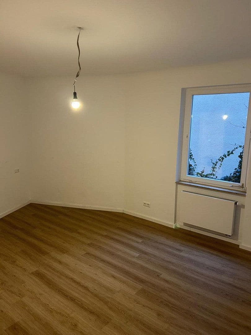 Prenájom bytu 2-izbový 48 m², Paulusstr. 22, Stuttgart, Bádensko-Wurttembersko Prenájom bytu 2-izbový 48 m², Paulusstr. 22, Stuttgart, Bádensko-Wurttembersko