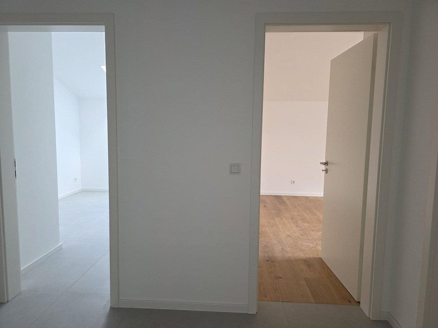 Prenájom bytu 4-izbový 114 m², Trier, Porýnie-Falcko Prenájom bytu 4-izbový 114 m², Trier, Porýnie-Falcko