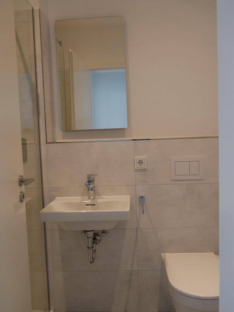 Prenájom bytu 4-izbový 114 m², Trier, Porýnie-Falcko Prenájom bytu 4-izbový 114 m², Trier, Porýnie-Falcko