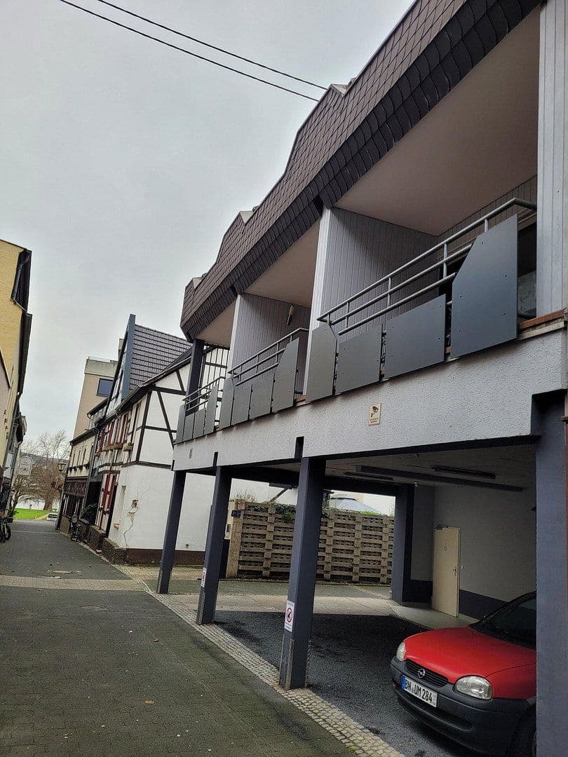 Predaj domu 951 m², pozemok 428 m², Schmiedgasse 14, Bad Hönningen, Porýnie-Falcko Predaj domu 951 m², pozemok 428 m², Schmiedgasse 14, Bad Hönningen, Porýnie-Falcko