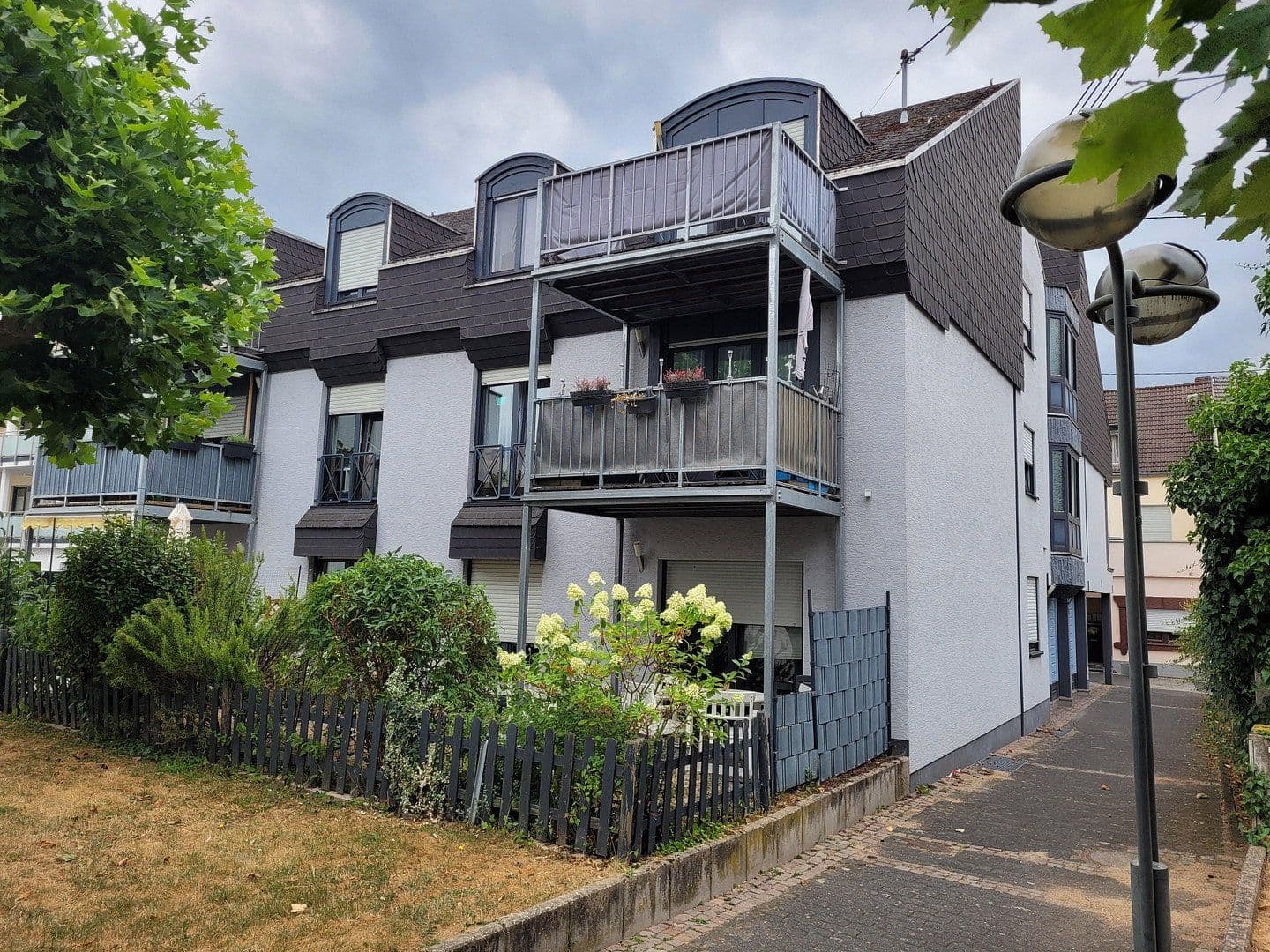 Predaj domu 951 m², pozemok 428 m², Schmiedgasse 14, Bad Hönningen, Porýnie-Falcko Predaj domu 951 m², pozemok 428 m², Schmiedgasse 14, Bad Hönningen, Porýnie-Falcko