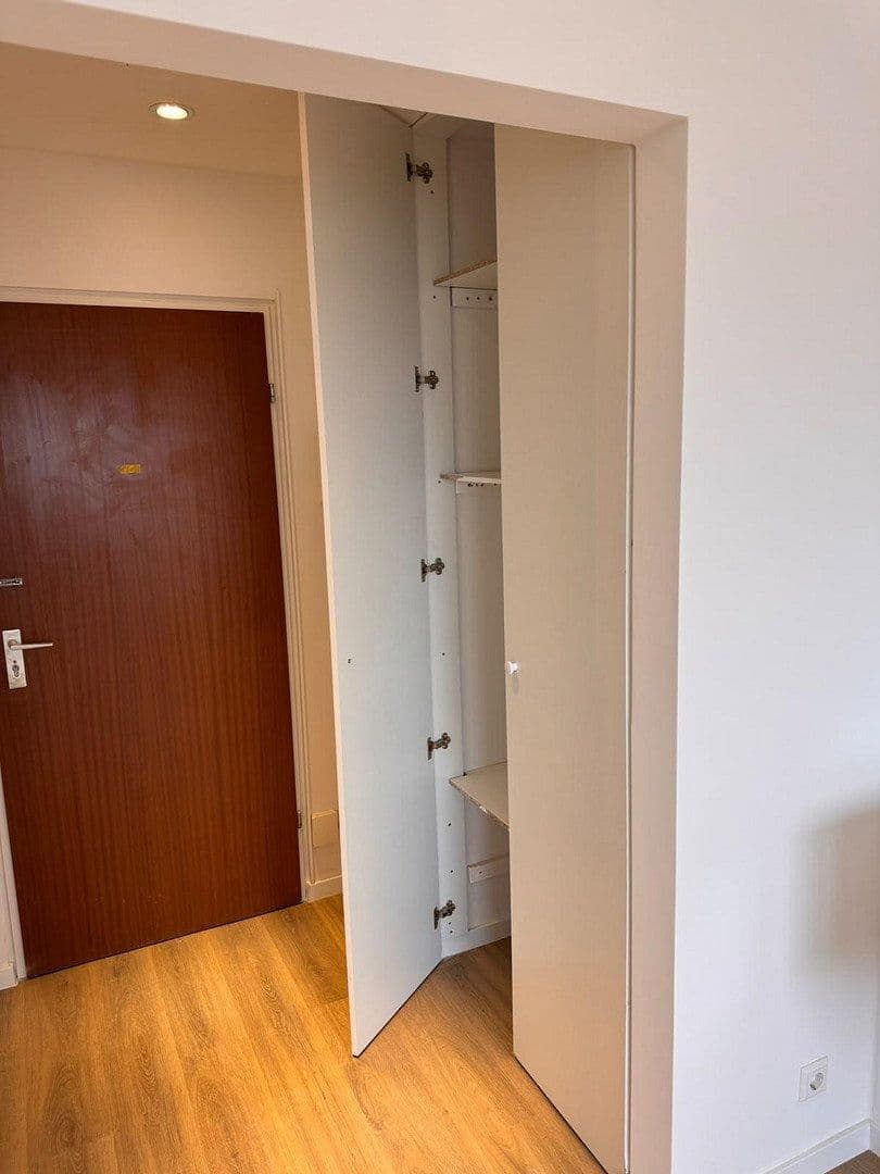 Prenájom bytu 1-izbový 25 m², Liebigstrasse 12, Karlsruhe, Bádensko-Wurttembersko Prenájom bytu 1-izbový 25 m², Liebigstrasse 12, Karlsruhe, Bádensko-Wurttembersko
