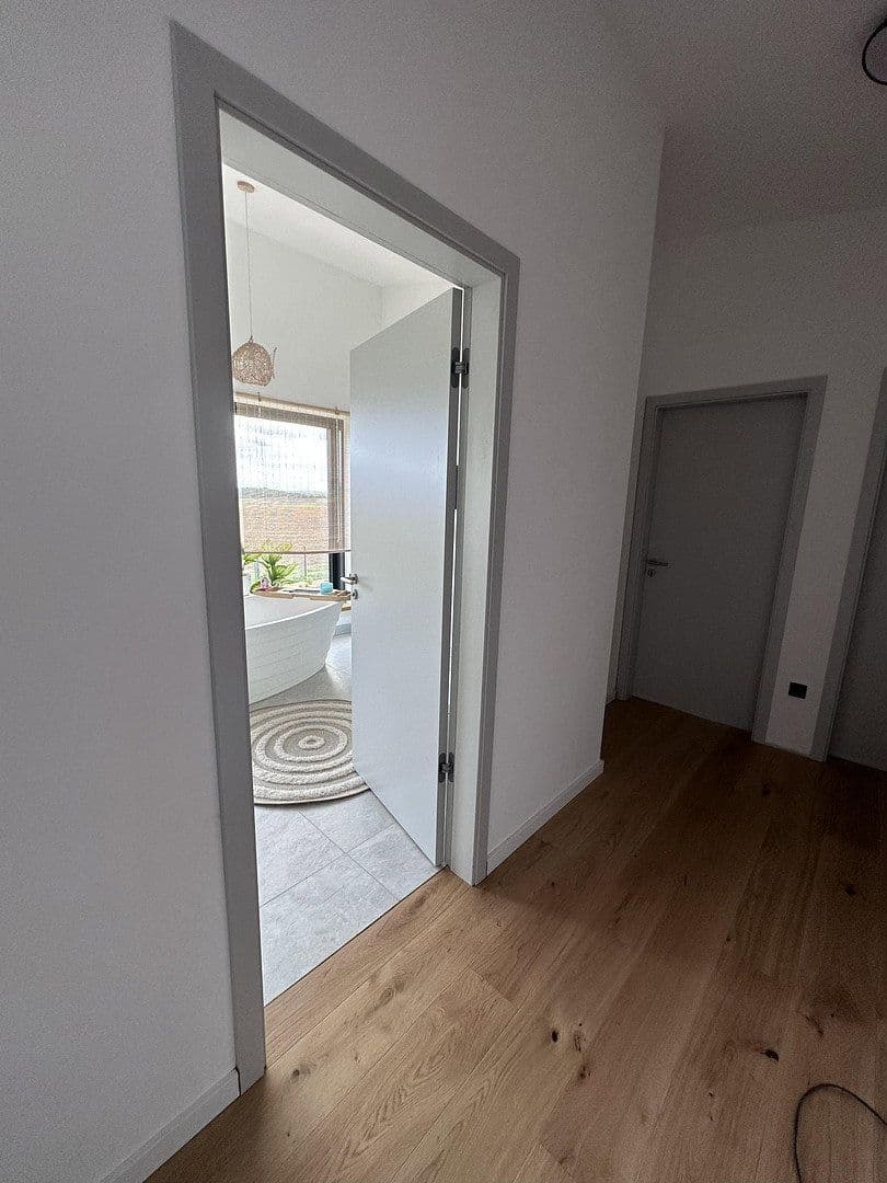 Predaj domu 157 m², pozemok 737 m², Sulzheim, Bavorsko Predaj domu 157 m², pozemok 737 m², Sulzheim, Bavorsko