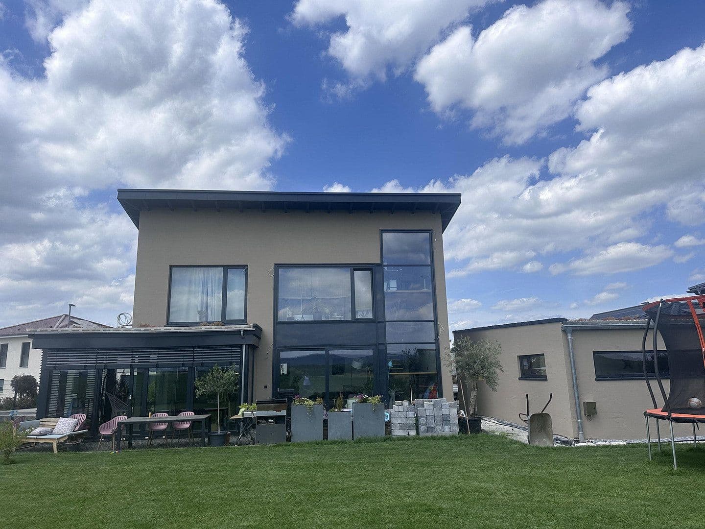 Predaj domu 157 m², pozemok 737 m², Sulzheim, Bavorsko Predaj domu 157 m², pozemok 737 m², Sulzheim, Bavorsko