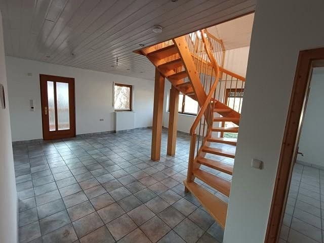 Predaj domu 124 m², pozemok 856 m², Frankenau, Hesensko Predaj domu 124 m², pozemok 856 m², Frankenau, Hesensko