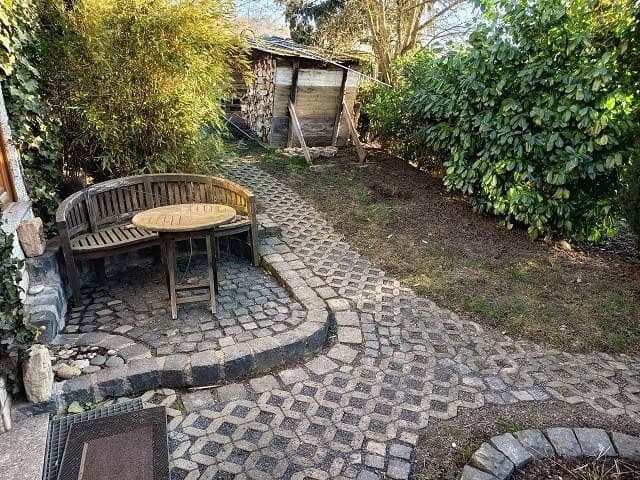 Predaj domu 124 m², pozemok 856 m², Frankenau, Hesensko Predaj domu 124 m², pozemok 856 m², Frankenau, Hesensko