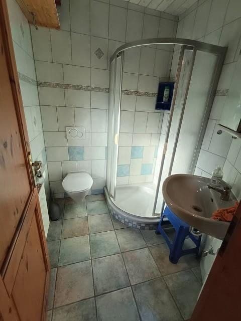 Predaj domu 124 m², pozemok 856 m², Frankenau, Hesensko Predaj domu 124 m², pozemok 856 m², Frankenau, Hesensko