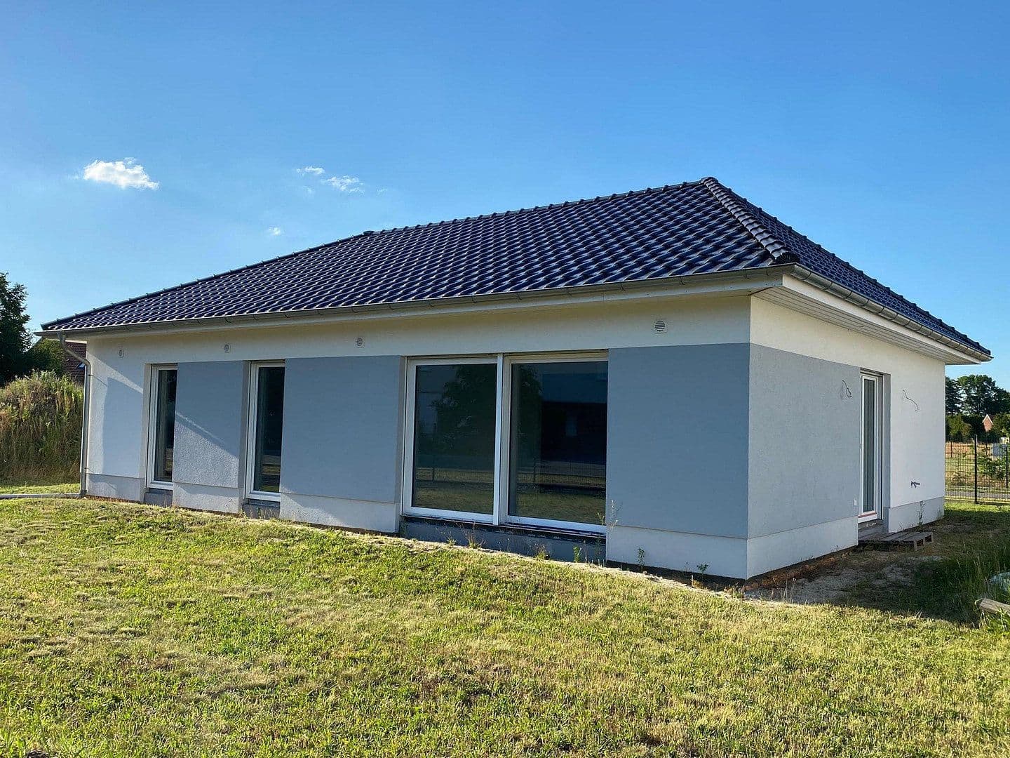 Predaj domu 109 m², pozemok 832 m², Ponnsdorfer Weg 4, Sonnewalde, Brandenbursko Predaj domu 109 m², pozemok 832 m², Ponnsdorfer Weg 4, Sonnewalde, Brandenbursko