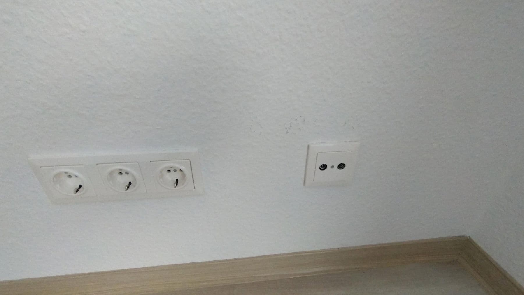 Prenájom bytu 2-izbový 52 m², Annaberger Str 165, Chemnitz, Sasko Prenájom bytu 2-izbový 52 m², Annaberger Str 165, Chemnitz, Sasko