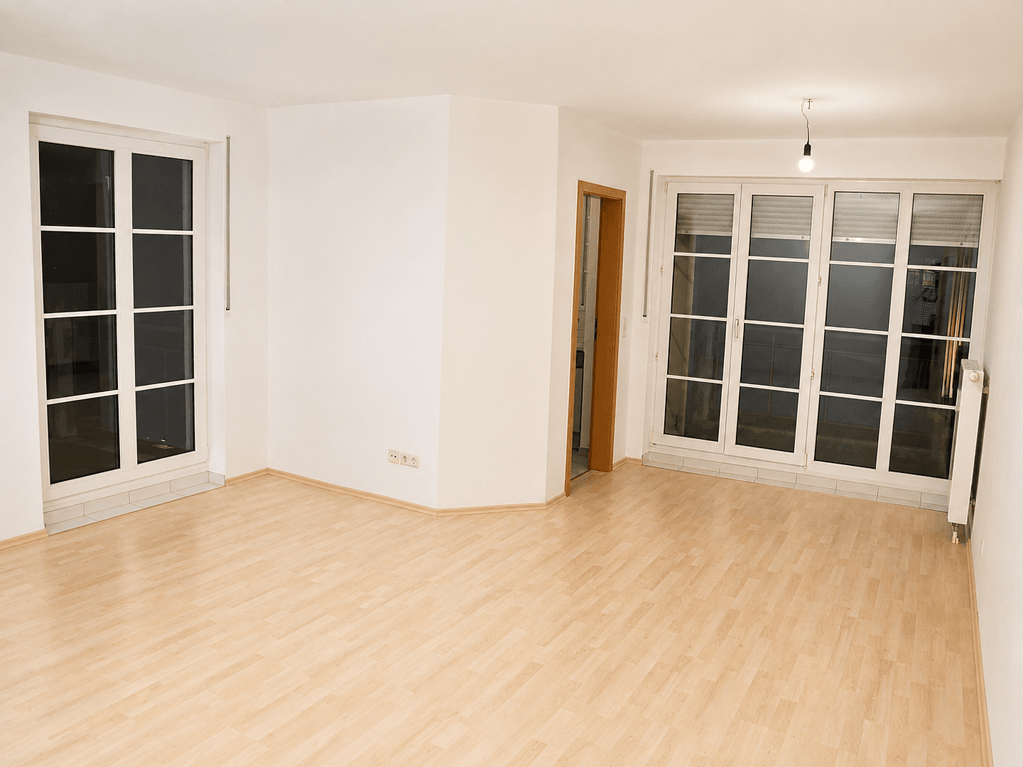 Prenájom bytu 2-izbový 66 m², Werneuchen, Brandenbursko Prenájom bytu 2-izbový 66 m², Werneuchen, Brandenbursko