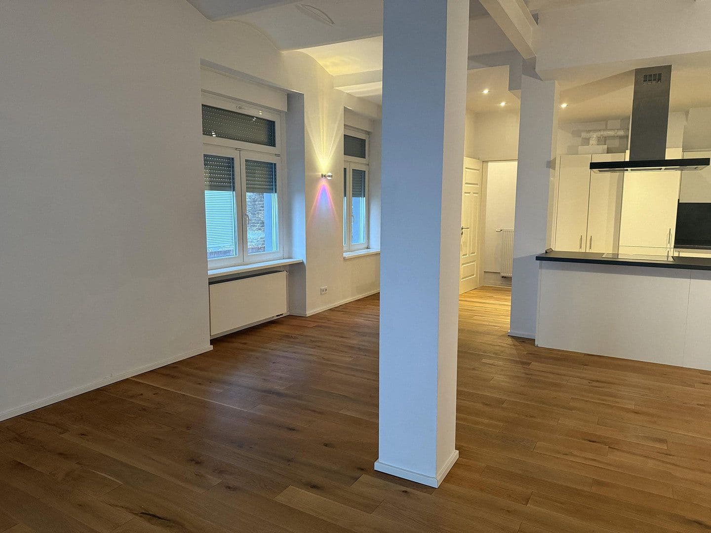 Prenájom domu 120 m², pozemok 200 m², Frankfurt, Hesensko Prenájom domu 120 m², pozemok 200 m², Frankfurt, Hesensko