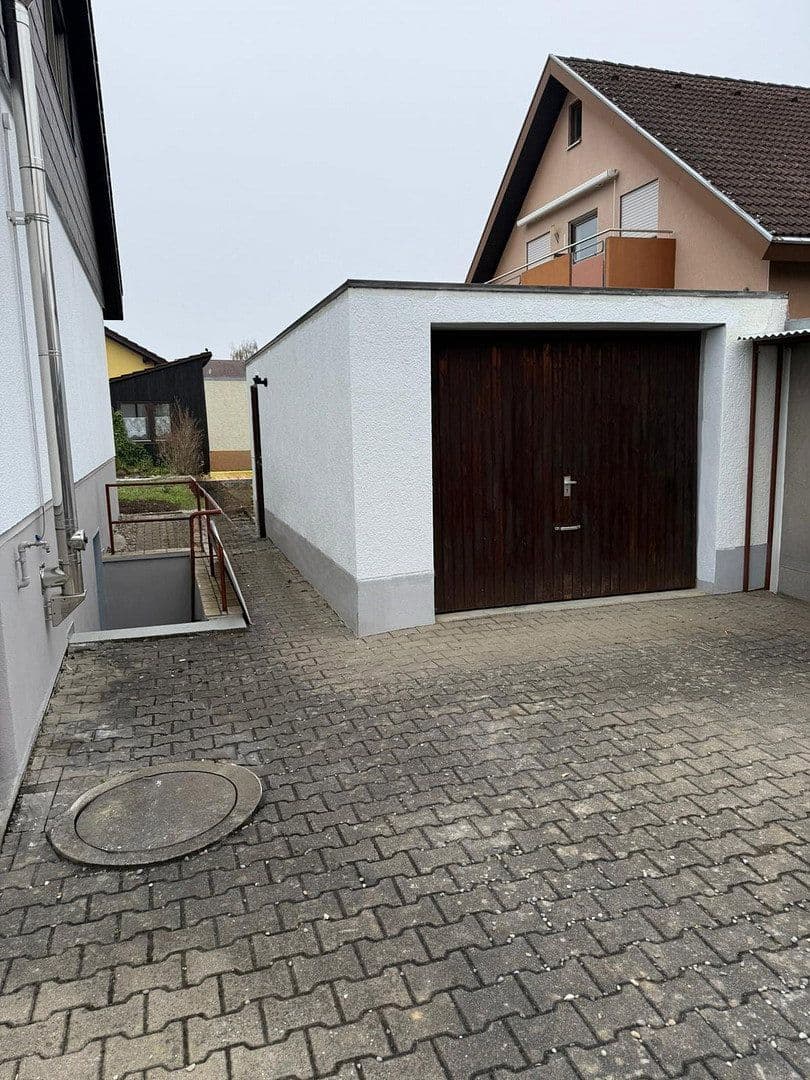 Predaj domu 170 m², pozemok 650 m², Breslauerstraße 48, Mengen, Bádensko-Wurttembersko Predaj domu 170 m², pozemok 650 m², Breslauerstraße 48, Mengen, Bádensko-Wurttembersko