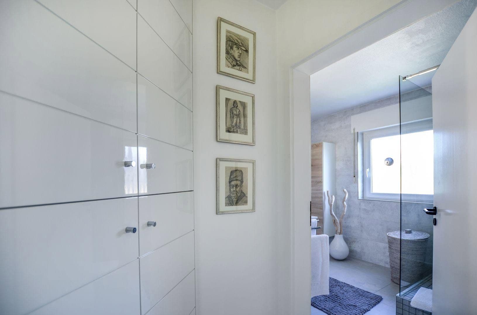 Predaj domu 220 m², pozemok 455 m², Jakob-Eulerstr.34, Bergisch Gladbach, Severné Porýnie - Westfálsko Predaj domu 220 m², pozemok 455 m², Jakob-Eulerstr.34, Bergisch Gladbach, Severné Porýnie - Westfálsko