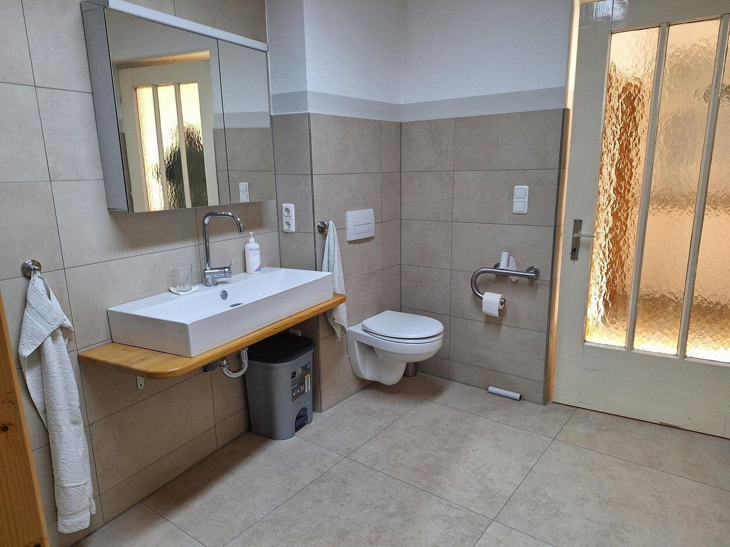 Predaj domu 383 m², pozemok 1.457 m², Schwaigener Str. 28, Mamming, Bavorsko Predaj domu 383 m², pozemok 1.457 m², Schwaigener Str. 28, Mamming, Bavorsko