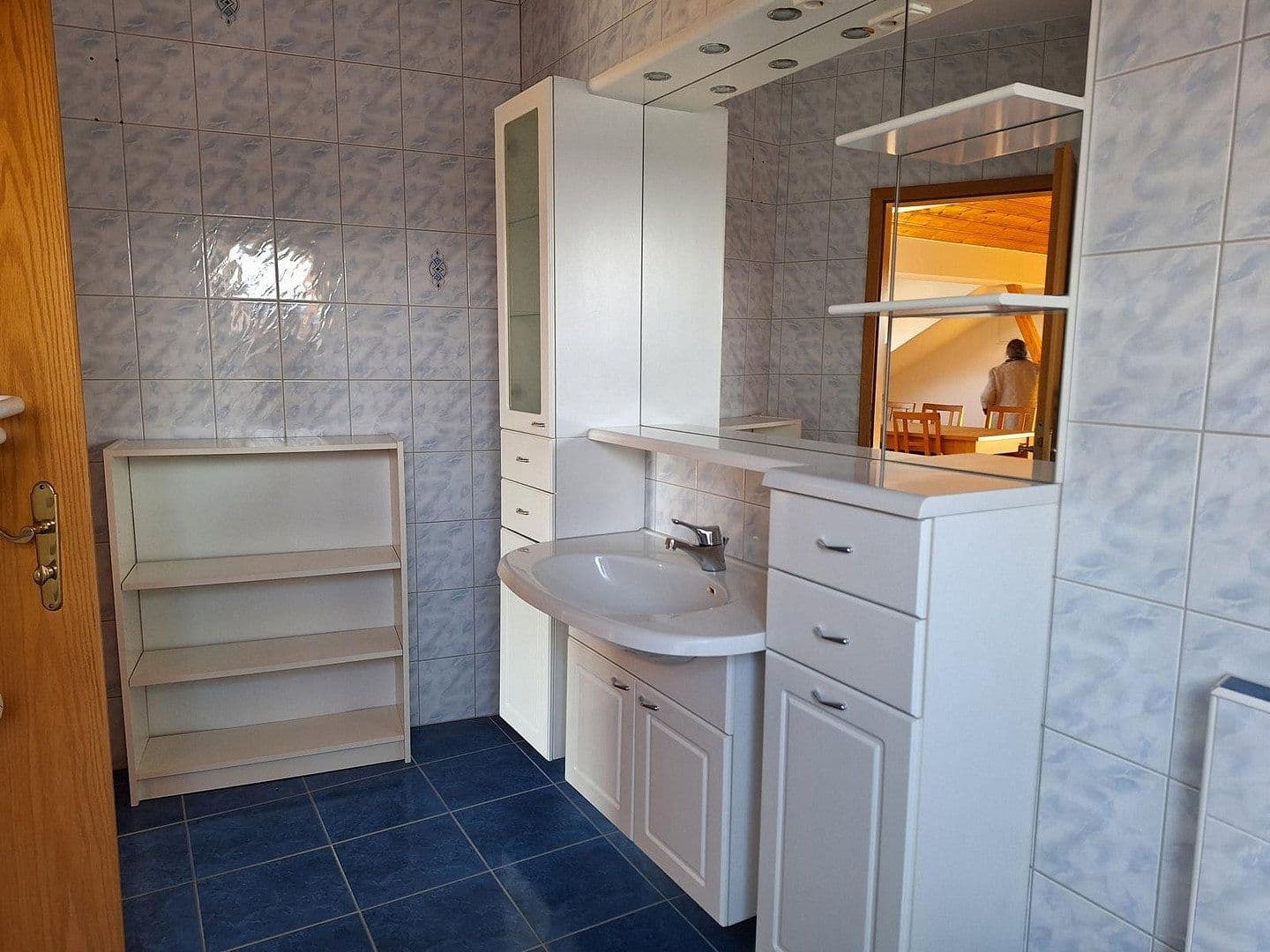 Predaj domu 383 m², pozemok 1.457 m², Schwaigener Str. 28, Mamming, Bavorsko Predaj domu 383 m², pozemok 1.457 m², Schwaigener Str. 28, Mamming, Bavorsko
