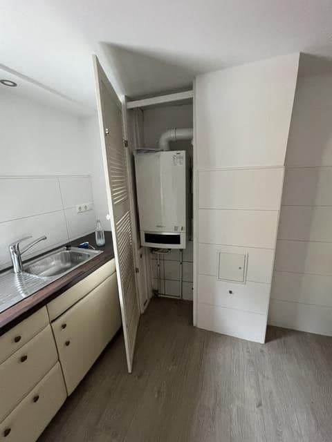 Predaj domu 140 m², pozemok 414 m², Mainzerstrasse, Bodenheim, Porýnie-Falcko Predaj domu 140 m², pozemok 414 m², Mainzerstrasse, Bodenheim, Porýnie-Falcko