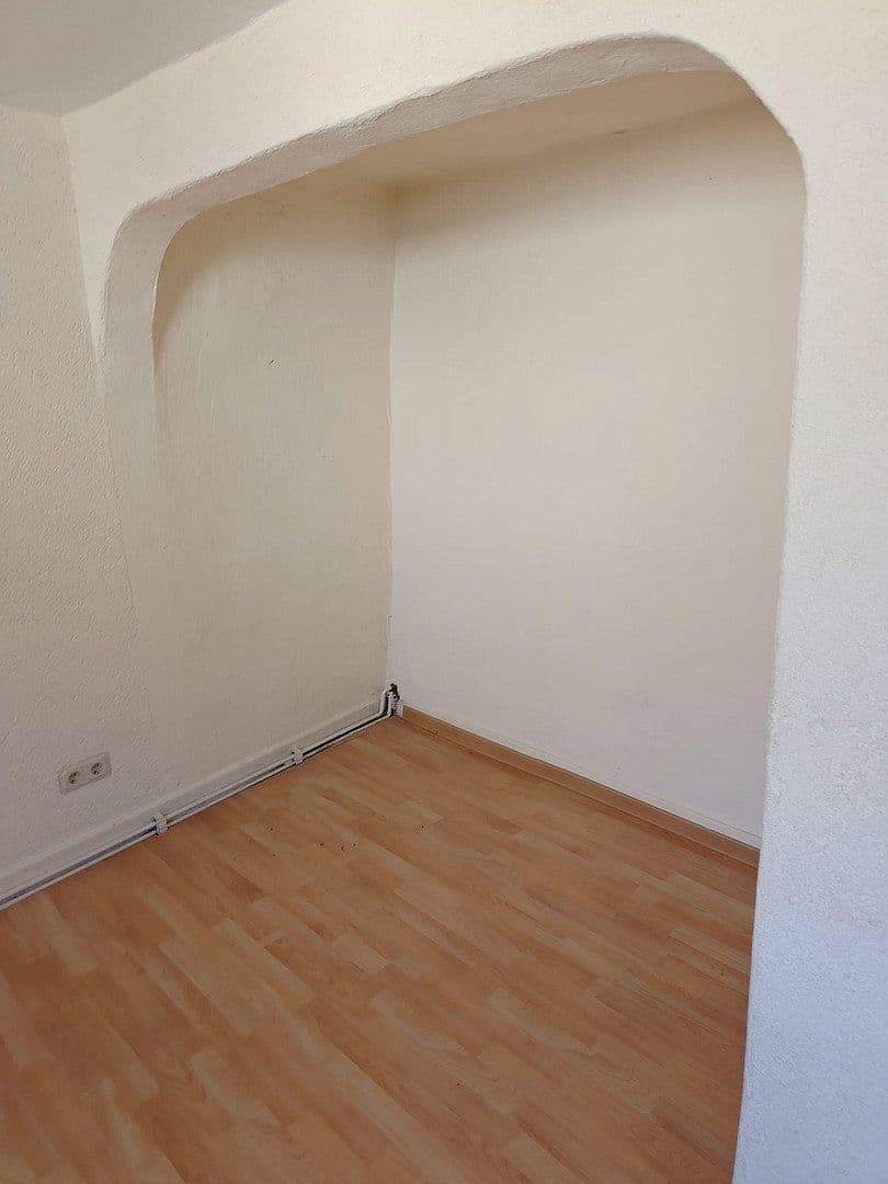 Predaj domu 140 m², pozemok 414 m², Mainzerstrasse, Bodenheim, Porýnie-Falcko Predaj domu 140 m², pozemok 414 m², Mainzerstrasse, Bodenheim, Porýnie-Falcko