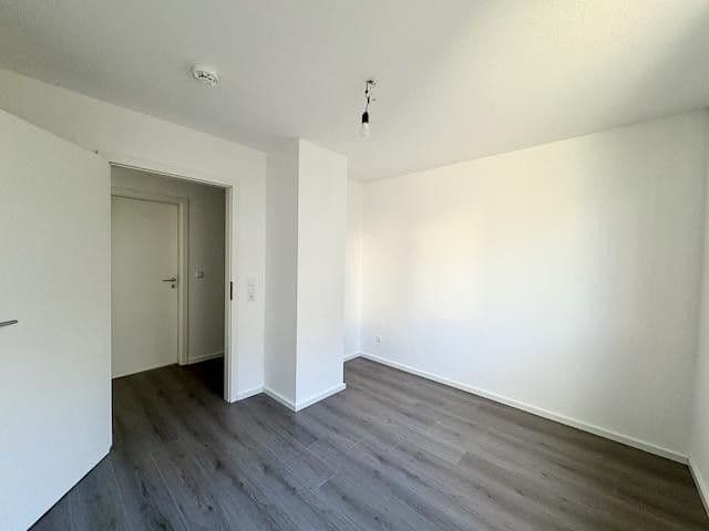 Prenájom bytu 3-izbový 84 m², Renningen, Bádensko-Wurttembersko Prenájom bytu 3-izbový 84 m², Renningen, Bádensko-Wurttembersko