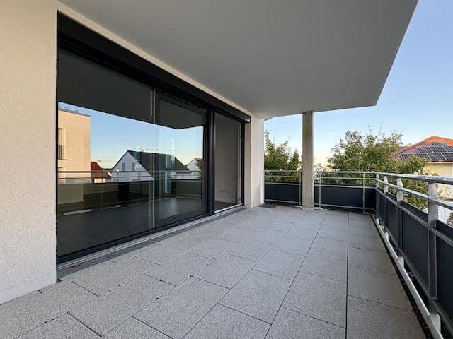 Prenájom bytu 3-izbový 84 m², Renningen, Bádensko-Wurttembersko Prenájom bytu 3-izbový 84 m², Renningen, Bádensko-Wurttembersko