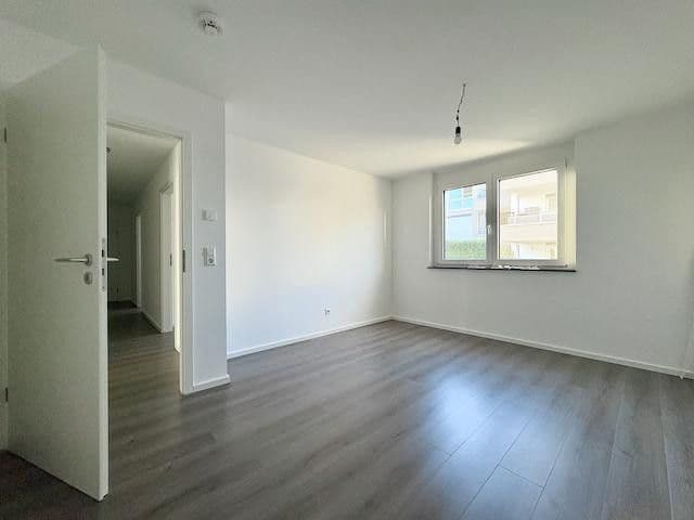 Prenájom bytu 3-izbový 84 m², Renningen, Bádensko-Wurttembersko Prenájom bytu 3-izbový 84 m², Renningen, Bádensko-Wurttembersko