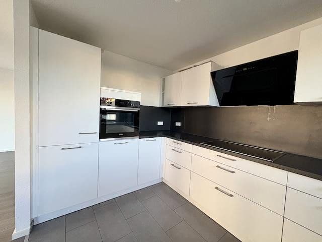 Prenájom bytu 3-izbový 84 m², Renningen, Bádensko-Wurttembersko Prenájom bytu 3-izbový 84 m², Renningen, Bádensko-Wurttembersko