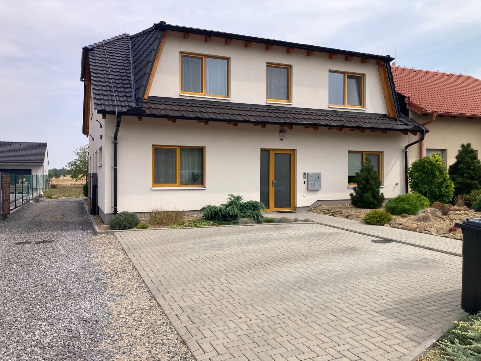 Prenájom bytu 3-izbový 78 m², Ve Dvojích, Jiříkovice, Jihomoravský kraj Prenájom bytu 3-izbový 78 m², Ve Dvojích, Jiříkovice, Jihomoravský kraj