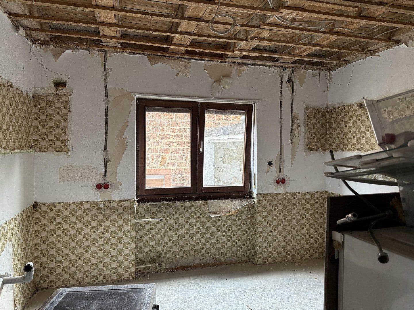 Predaj domu 165 m², pozemok 250 m², Esthal, Porýnie-Falcko Predaj domu 165 m², pozemok 250 m², Esthal, Porýnie-Falcko