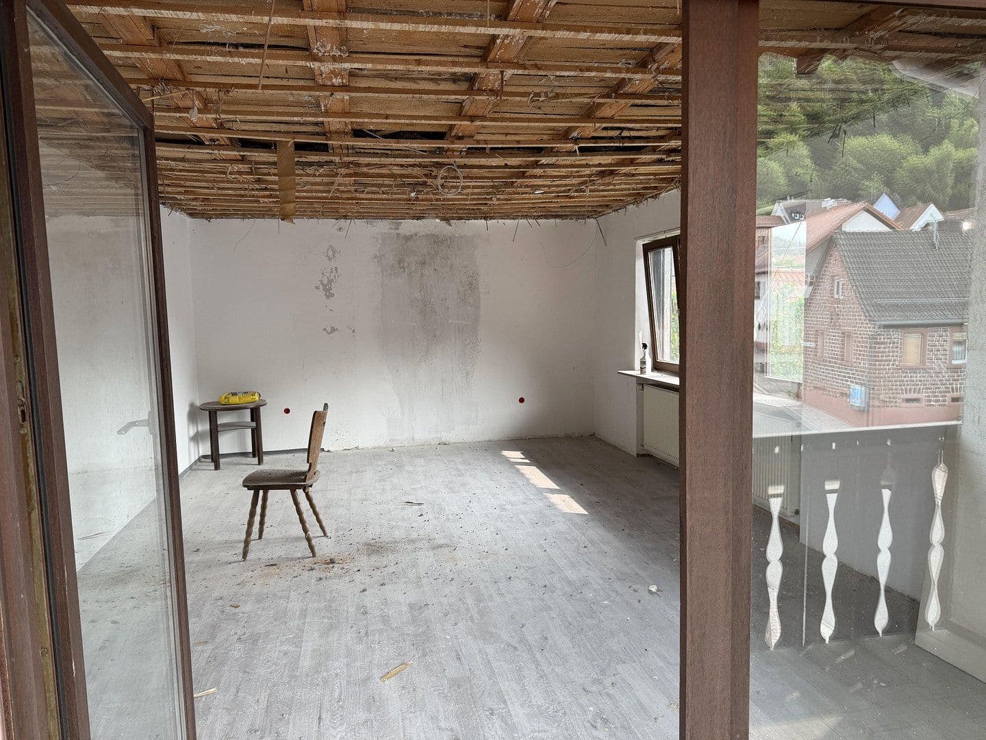 Predaj domu 165 m², pozemok 250 m², Esthal, Porýnie-Falcko Predaj domu 165 m², pozemok 250 m², Esthal, Porýnie-Falcko