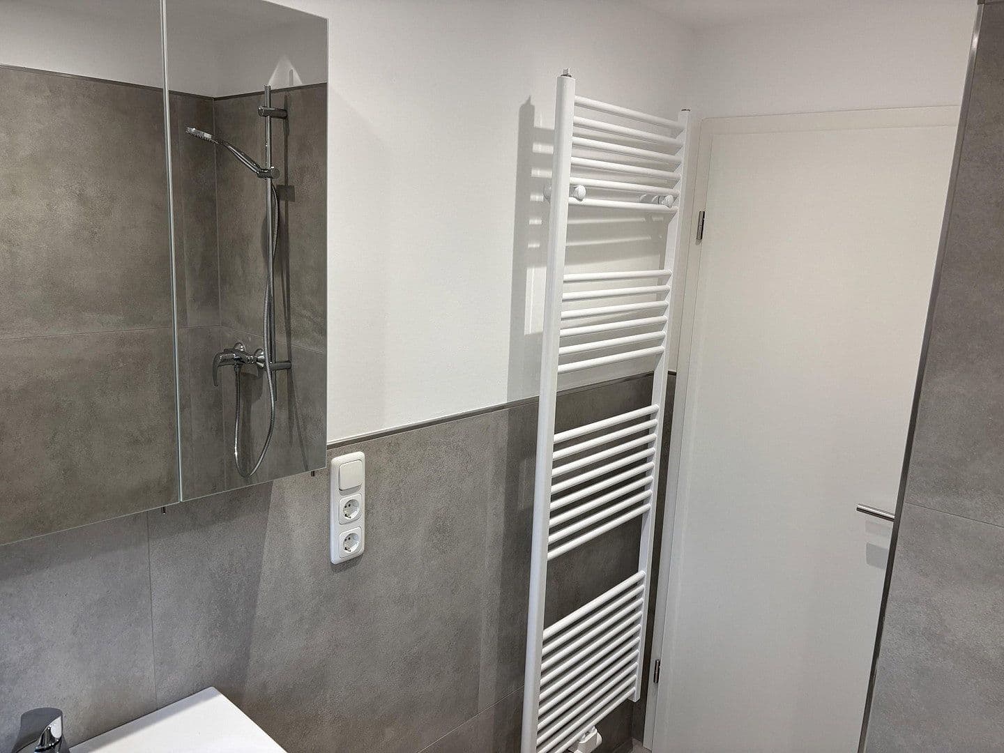 Predaj domu 670 m², pozemok 1.041 m², Köln, Severné Porýnie - Westfálsko Predaj domu 670 m², pozemok 1.041 m², Köln, Severné Porýnie - Westfálsko