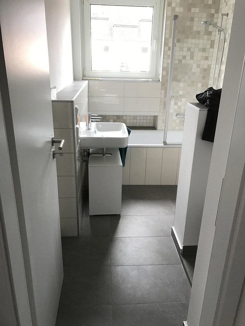 Predaj domu 670 m², pozemok 1.041 m², Köln, Severné Porýnie - Westfálsko Predaj domu 670 m², pozemok 1.041 m², Köln, Severné Porýnie - Westfálsko