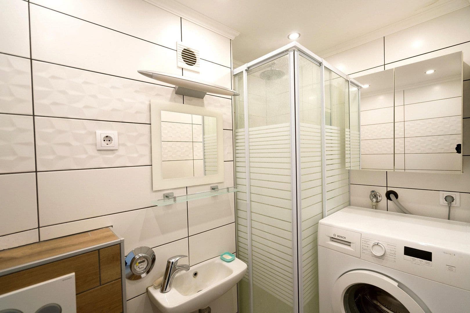 Predaj bytu 6-izbový 107 m², Carl-von-Linde-Str. 9, Unterschleißheim, Bavorsko Predaj bytu 6-izbový 107 m², Carl-von-Linde-Str. 9, Unterschleißheim, Bavorsko