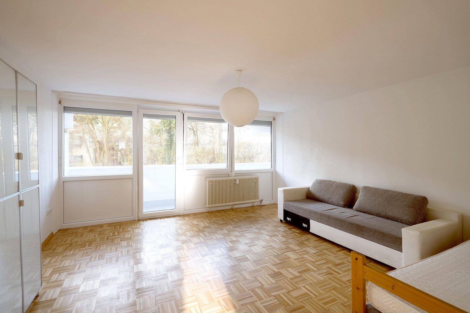 Predaj bytu 6-izbový 107 m², Carl-von-Linde-Str. 9, Unterschleißheim, Bavorsko Predaj bytu 6-izbový 107 m², Carl-von-Linde-Str. 9, Unterschleißheim, Bavorsko