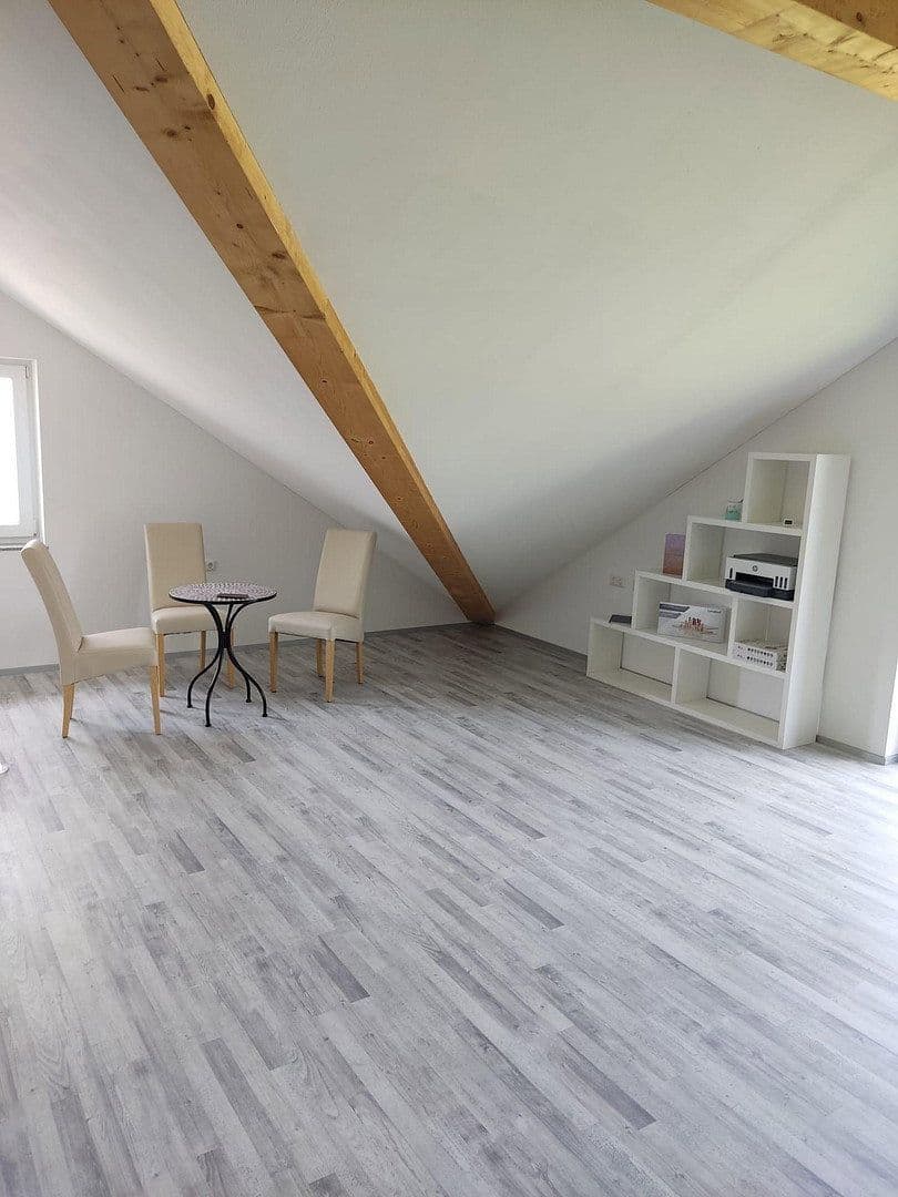 Predaj domu 192 m², pozemok 1.105 m², Euerbach, Bavorsko Predaj domu 192 m², pozemok 1.105 m², Euerbach, Bavorsko