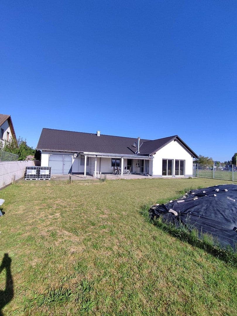 Predaj domu 192 m², pozemok 1.105 m², Euerbach, Bavorsko Predaj domu 192 m², pozemok 1.105 m², Euerbach, Bavorsko
