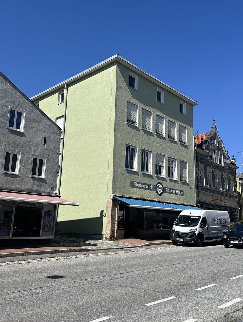 Predaj domu 662 m², pozemok 295 m², Vilsbiburg, Bavorsko Predaj domu 662 m², pozemok 295 m², Vilsbiburg, Bavorsko