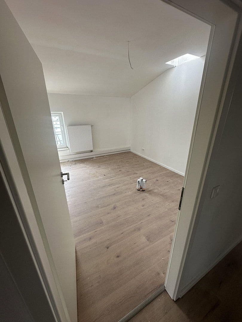 Predaj domu 662 m², pozemok 295 m², Vilsbiburg, Bavorsko Predaj domu 662 m², pozemok 295 m², Vilsbiburg, Bavorsko