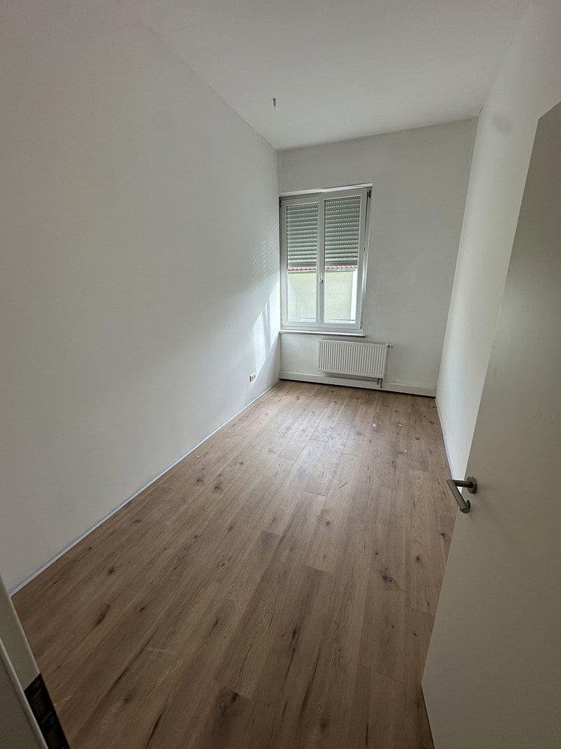 Predaj domu 662 m², pozemok 295 m², Vilsbiburg, Bavorsko Predaj domu 662 m², pozemok 295 m², Vilsbiburg, Bavorsko