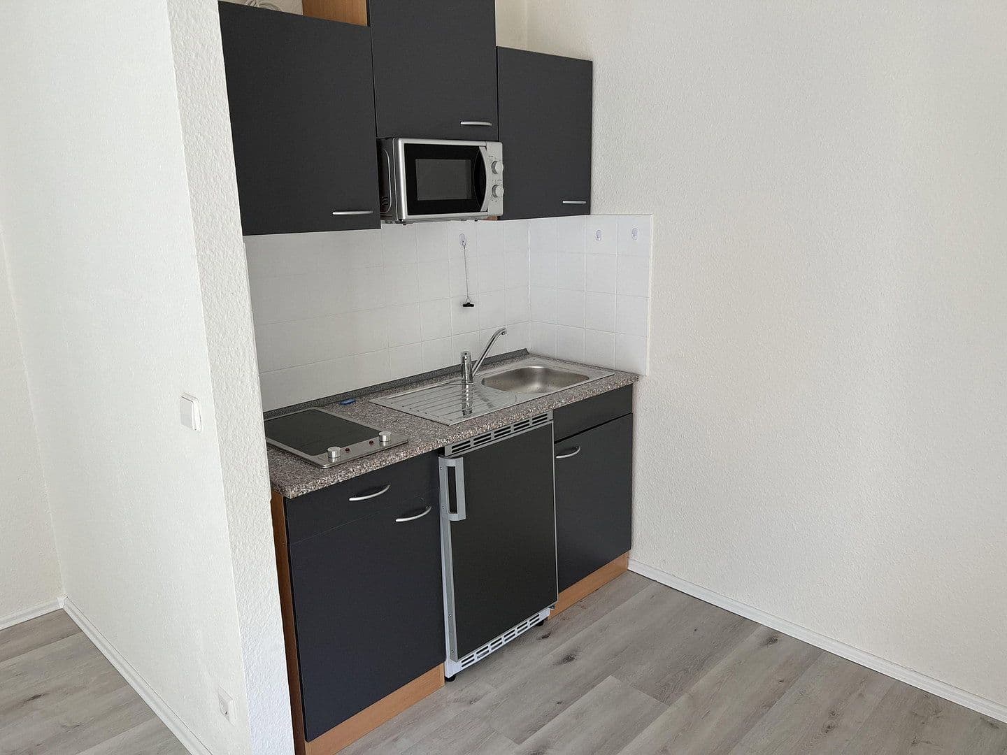 Prenájom bytu 1-izbový 32 m², Braheweg 11-13, Pforzheim, Bádensko-Wurttembersko Prenájom bytu 1-izbový 32 m², Braheweg 11-13, Pforzheim, Bádensko-Wurttembersko