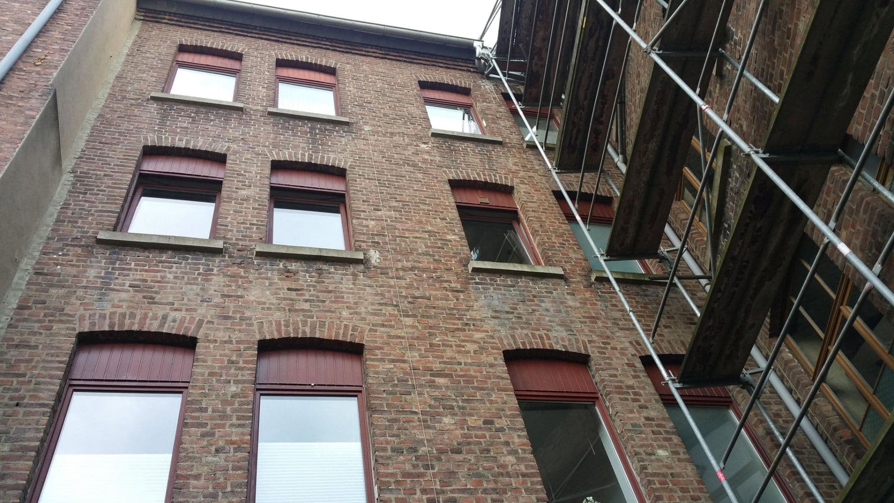 Predaj domu 575 m², pozemok 538 m², Berg. Gladbacher Str. 73, Köln, Severné Porýnie - Westfálsko Predaj domu 575 m², pozemok 538 m², Berg. Gladbacher Str. 73, Köln, Severné Porýnie - Westfálsko