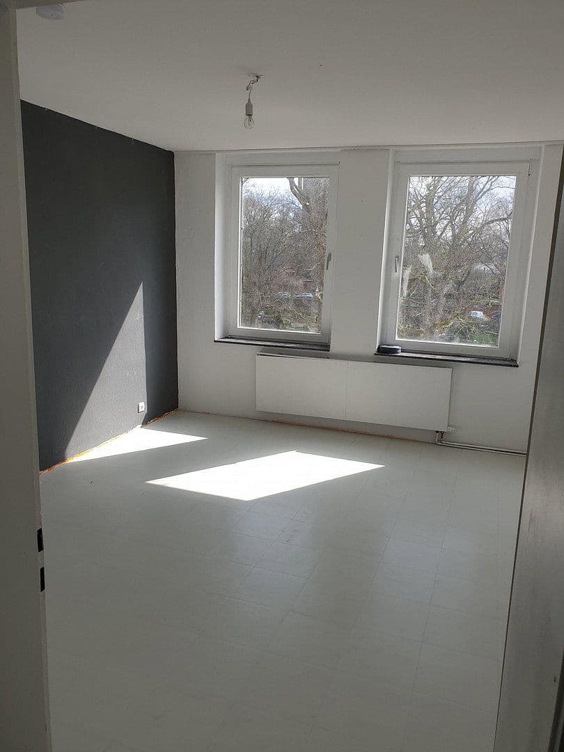 Predaj domu 575 m², pozemok 538 m², Berg. Gladbacher Str. 73, Köln, Severné Porýnie - Westfálsko Predaj domu 575 m², pozemok 538 m², Berg. Gladbacher Str. 73, Köln, Severné Porýnie - Westfálsko