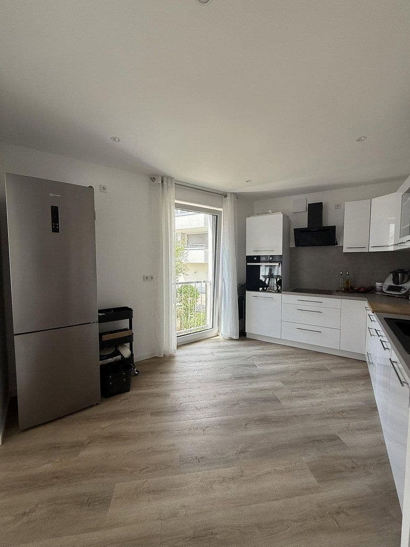Prenájom bytu 3-izbový 88 m², Jahnstraße 47, Rosbach v. d. Höhe, Hesensko Prenájom bytu 3-izbový 88 m², Jahnstraße 47, Rosbach v. d. Höhe, Hesensko