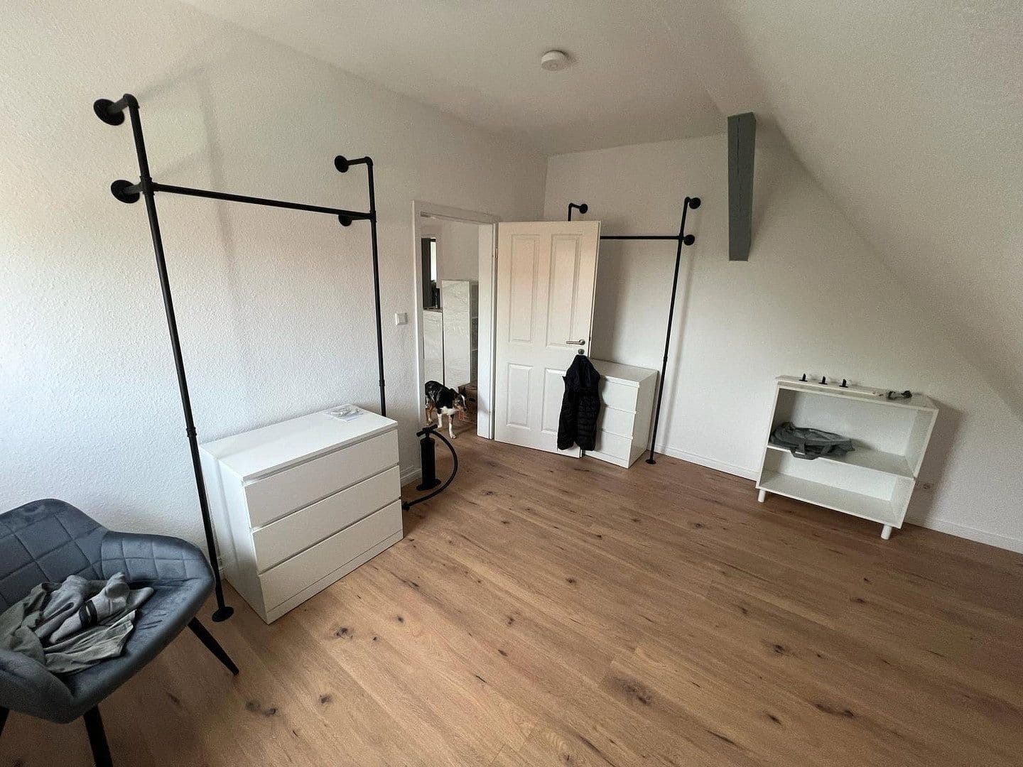 Prenájom bytu 4-izbový 75 m², Remscheid, Severné Porýnie - Westfálsko Prenájom bytu 4-izbový 75 m², Remscheid, Severné Porýnie - Westfálsko