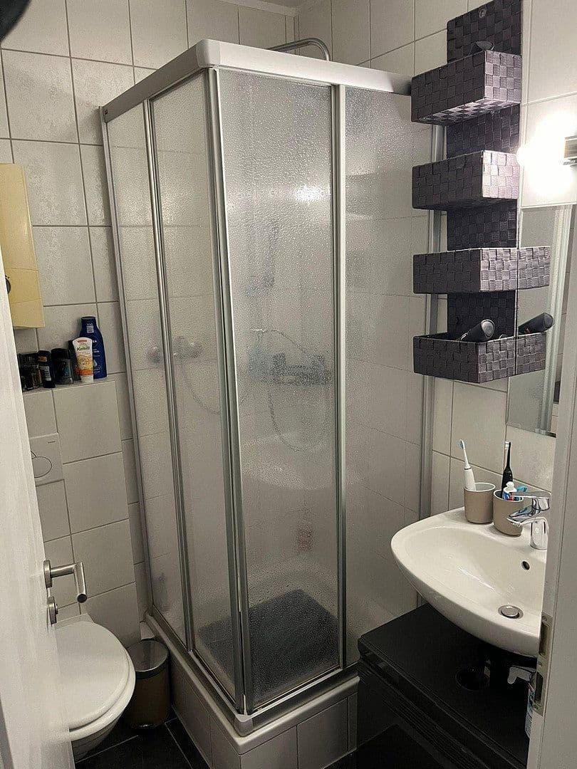 Prenájom bytu 4-izbový 75 m², Remscheid, Severné Porýnie - Westfálsko Prenájom bytu 4-izbový 75 m², Remscheid, Severné Porýnie - Westfálsko