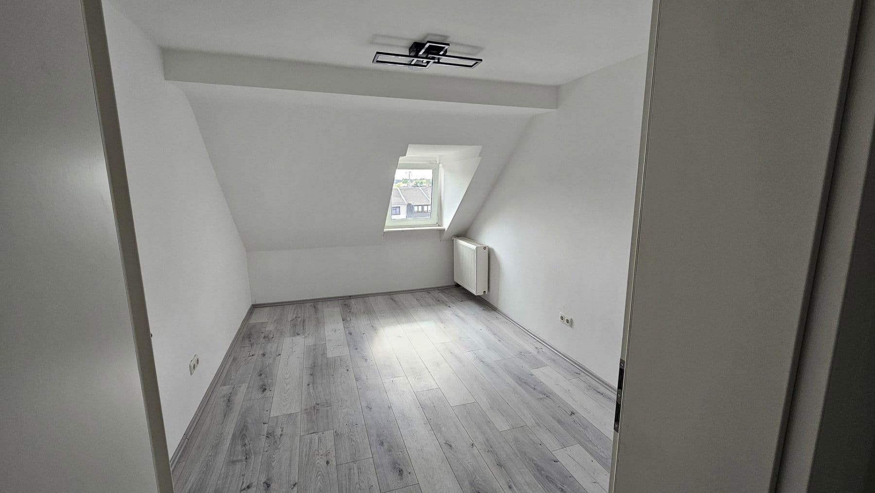 Prenájom bytu 2-izbový 63 m², Bahnhofstr. 63, Alsdorf, Severné Porýnie - Westfálsko Prenájom bytu 2-izbový 63 m², Bahnhofstr. 63, Alsdorf, Severné Porýnie - Westfálsko