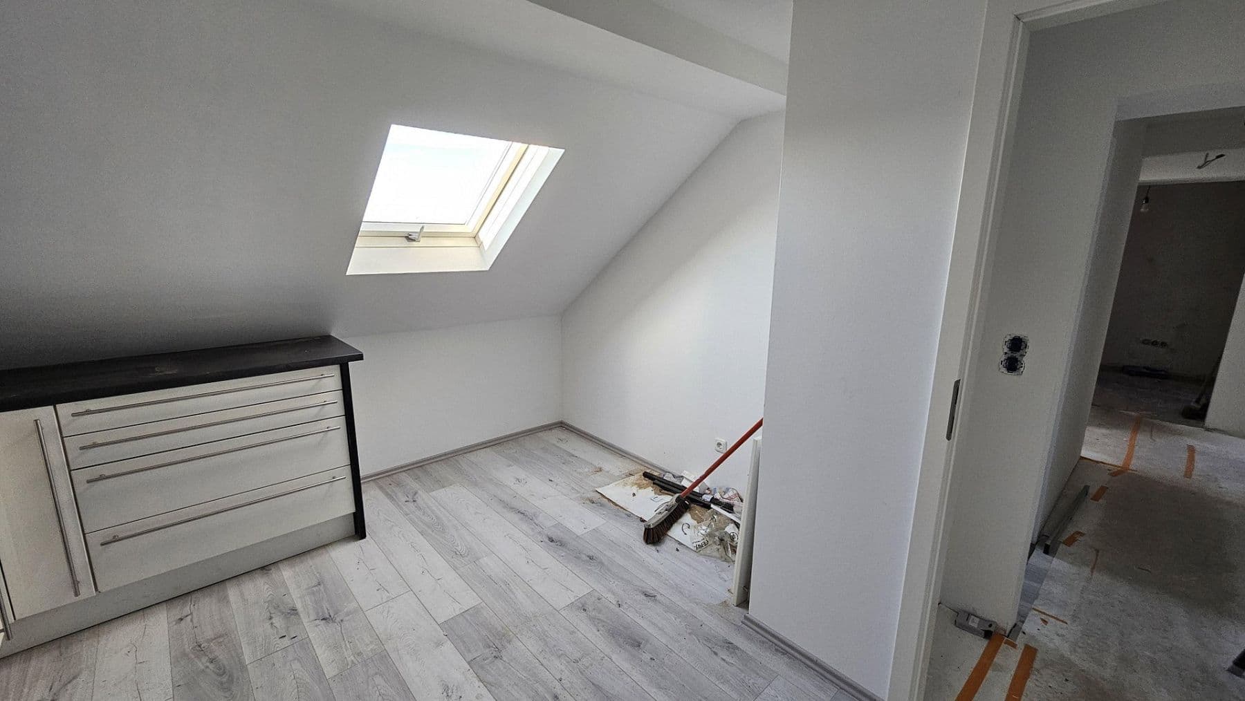 Prenájom bytu 2-izbový 63 m², Bahnhofstr. 63, Alsdorf, Severné Porýnie - Westfálsko Prenájom bytu 2-izbový 63 m², Bahnhofstr. 63, Alsdorf, Severné Porýnie - Westfálsko